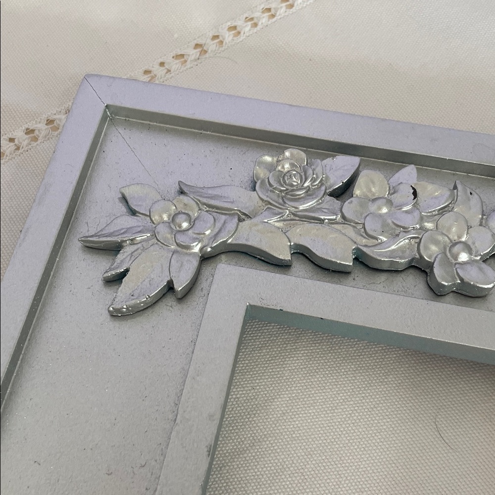 Floral Silver Picture Frame - Picture 3 of 3